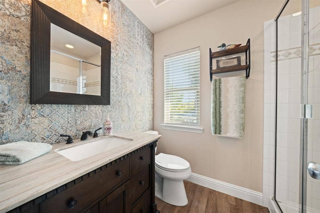 2324 Grassmere Lane, McKinney, TX 75071 2324 Grassmere Lane, McKinney, TX 75071