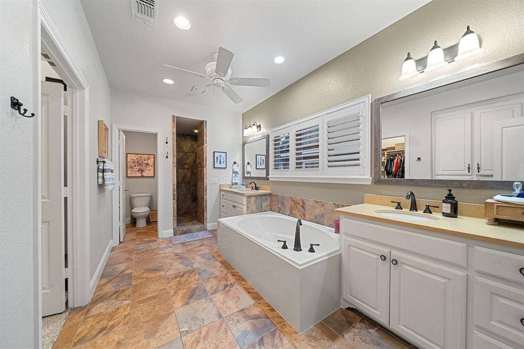 2324 Grassmere Lane, McKinney, TX 75071 2324 Grassmere Lane, McKinney, TX 75071