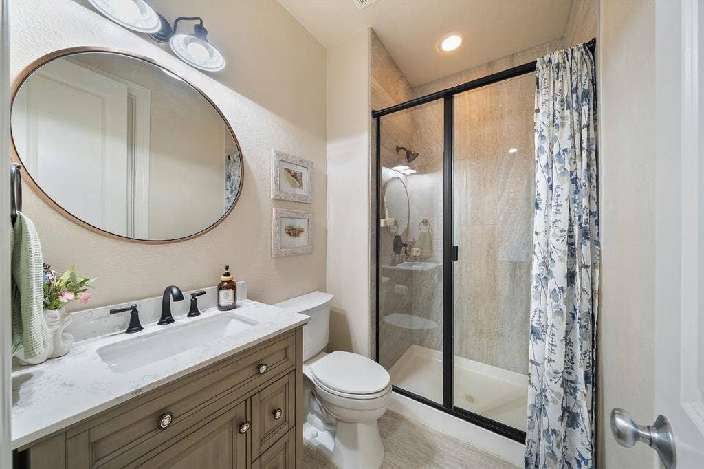 2324 Grassmere Lane, McKinney, TX 75071 2324 Grassmere Lane, McKinney, TX 75071