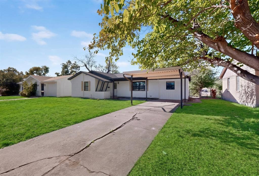 3605 Edgebrook Drive, Mesquite, TX 75150 3605 Edgebrook Drive, Mesquite, TX 75150