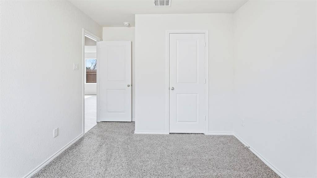 Neutral-toned carpet flooring