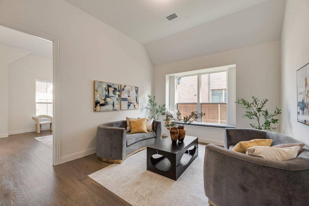3501 Truro Street, Celina, TX 75009 ensuite with living room