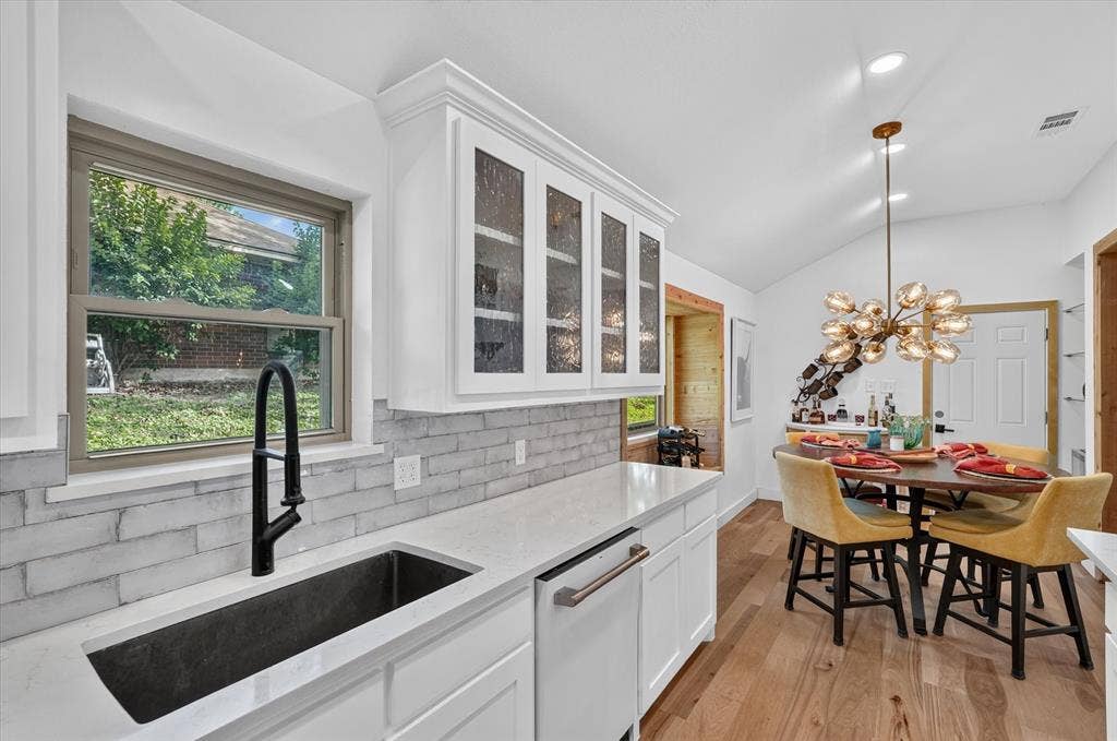 803 Village Green Drive, Rockwall, TX 75087 803 Village Green Drive, Rockwall, TX 75087