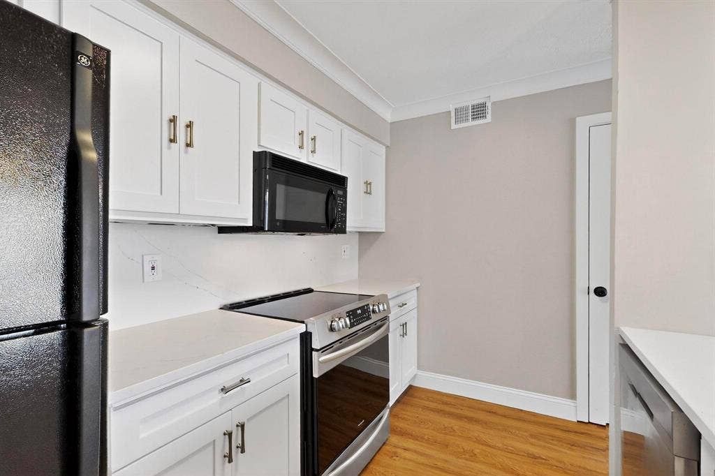 5919 E University Boulevard, #238, Dallas, TX 75206 5919 E University Boulevard, #238, Dallas, TX 75206
