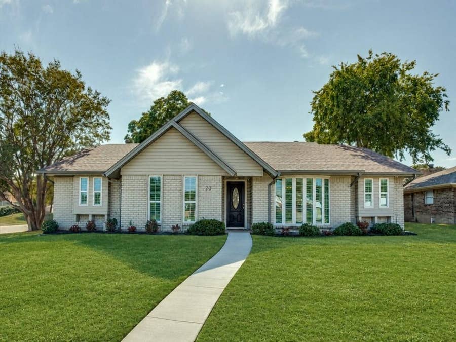 Property photo for 900 Lexington Drive, Plano, TX