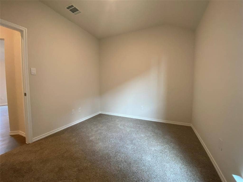 1315 DRAPER Lane, Forney, TX 75126