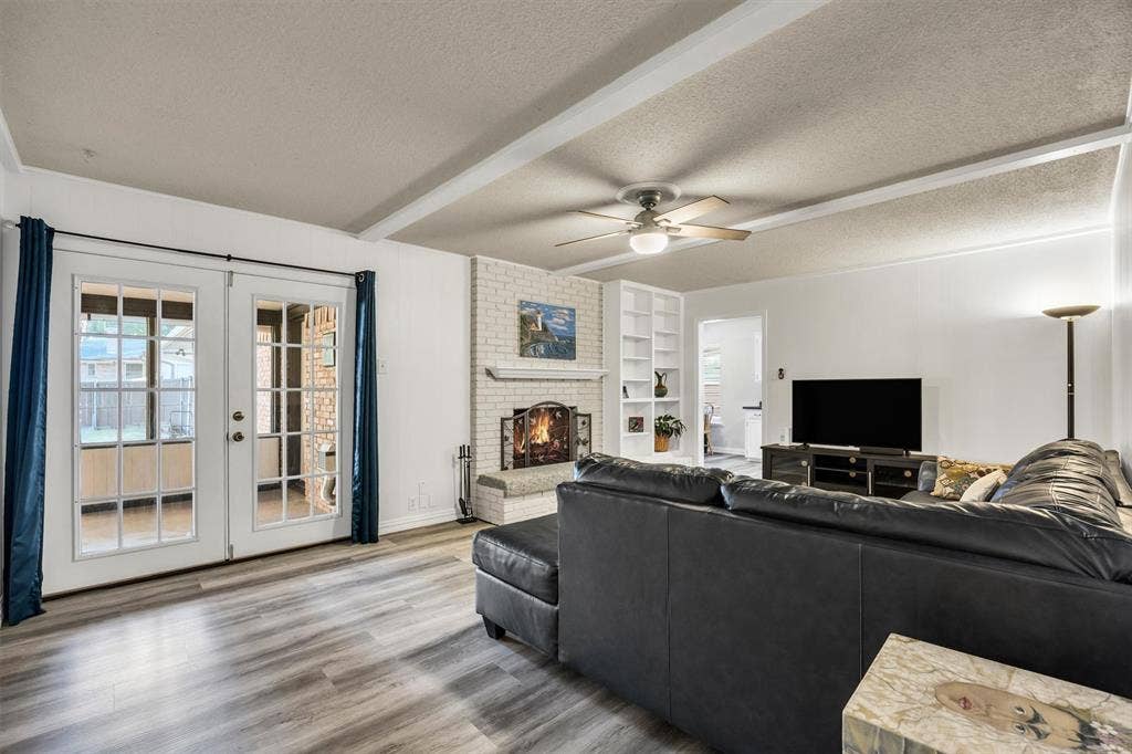 13760 Rolling Hills Lane, Dallas, TX 75240 13760 Rolling Hills Lane, Dallas, TX 75240