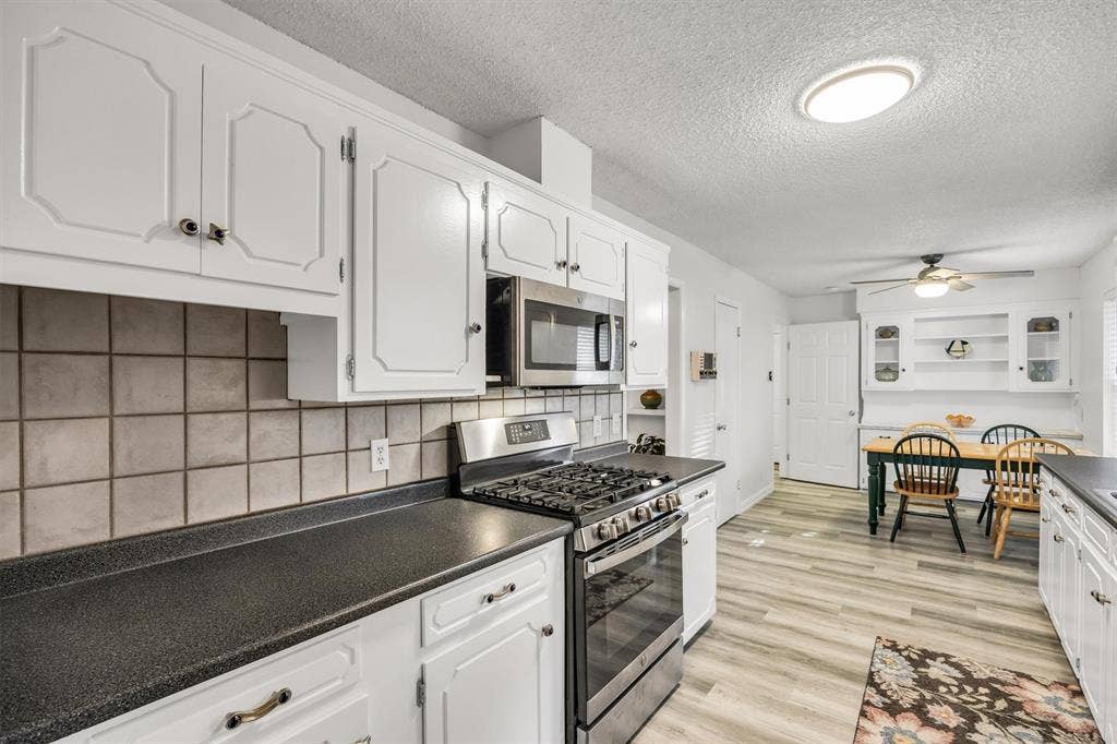 13760 Rolling Hills Lane, Dallas, TX 75240 13760 Rolling Hills Lane, Dallas, TX 75240