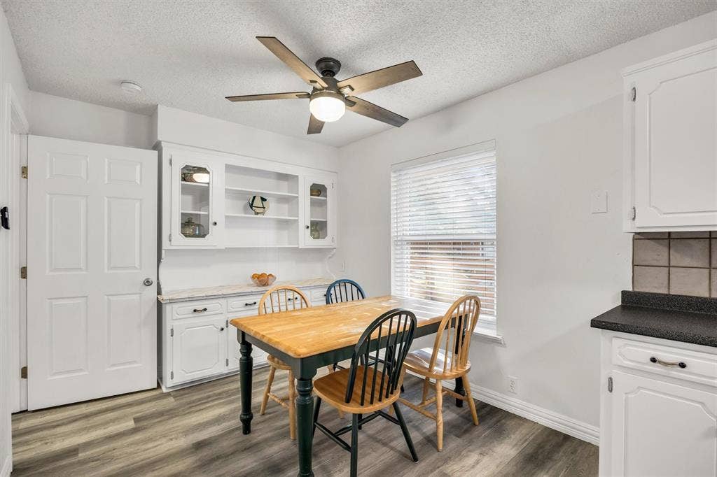 13760 Rolling Hills Lane, Dallas, TX 75240 13760 Rolling Hills Lane, Dallas, TX 75240