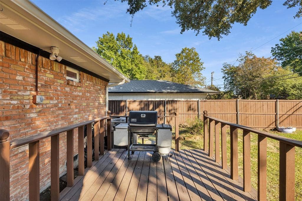 13760 Rolling Hills Lane, Dallas, TX 75240 13760 Rolling Hills Lane, Dallas, TX 75240