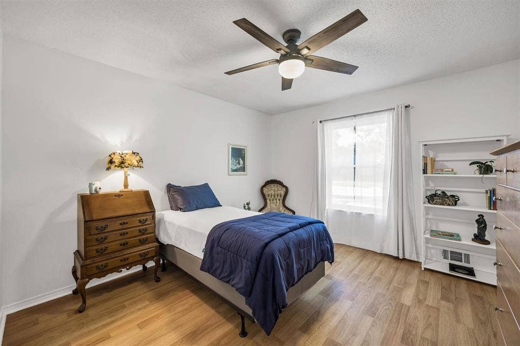 13760 Rolling Hills Lane, Dallas, TX 75240 13760 Rolling Hills Lane, Dallas, TX 75240
