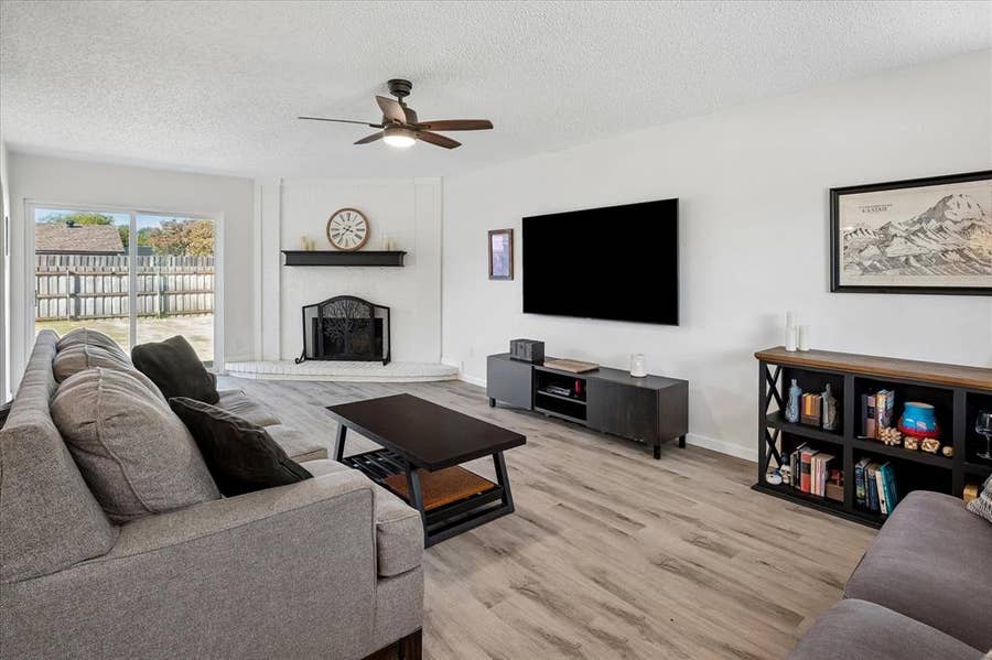 Property photo for 2219 Crockett Drive, Carrollton, TX