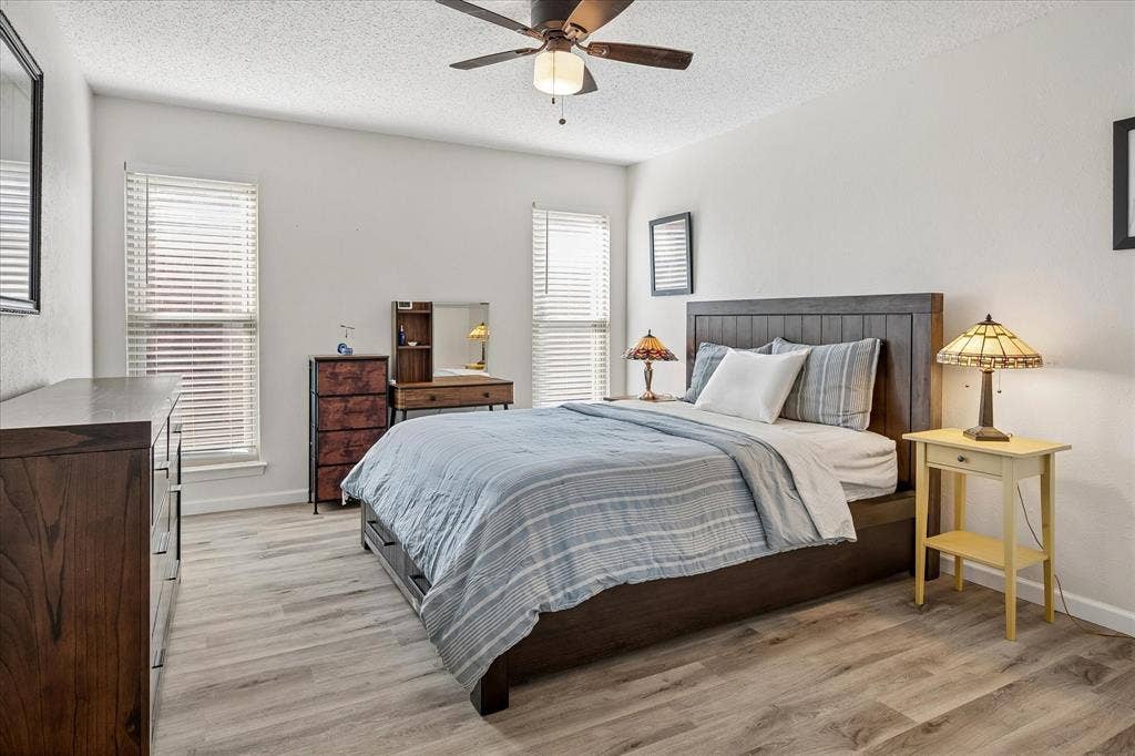 2219 Crockett Drive, Carrollton, TX 75006 2219 Crockett Drive, Carrollton, TX 75006