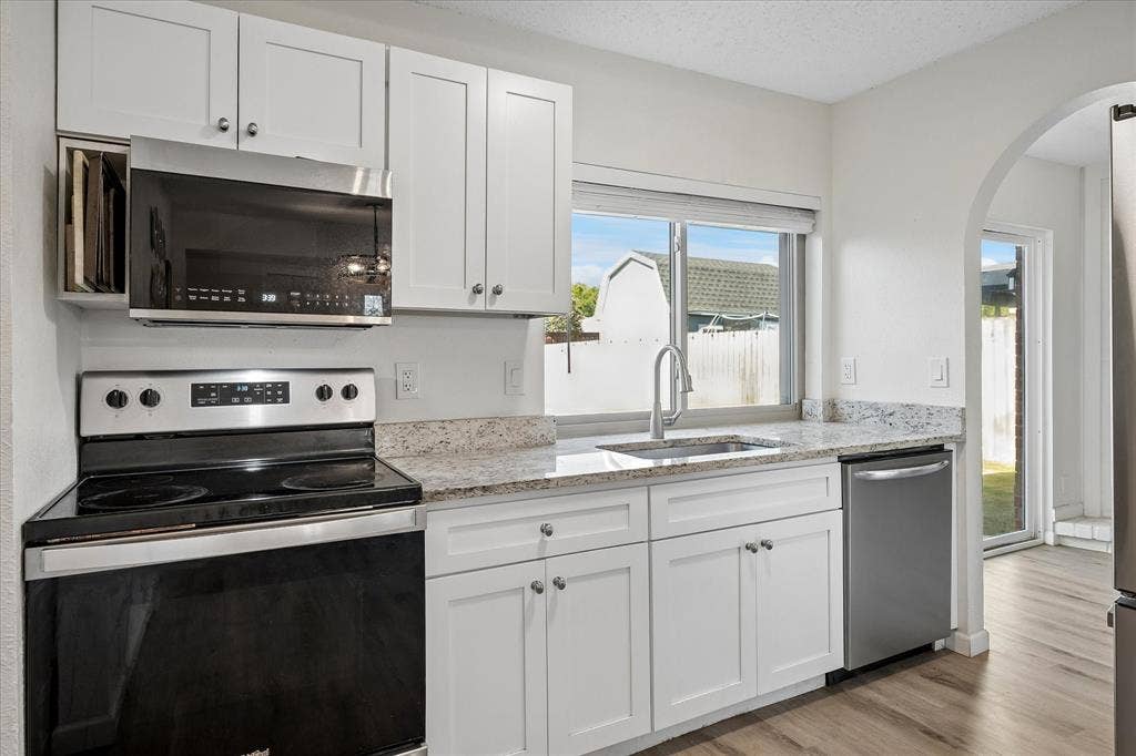 2219 Crockett Drive, Carrollton, TX 75006 2219 Crockett Drive, Carrollton, TX 75006
