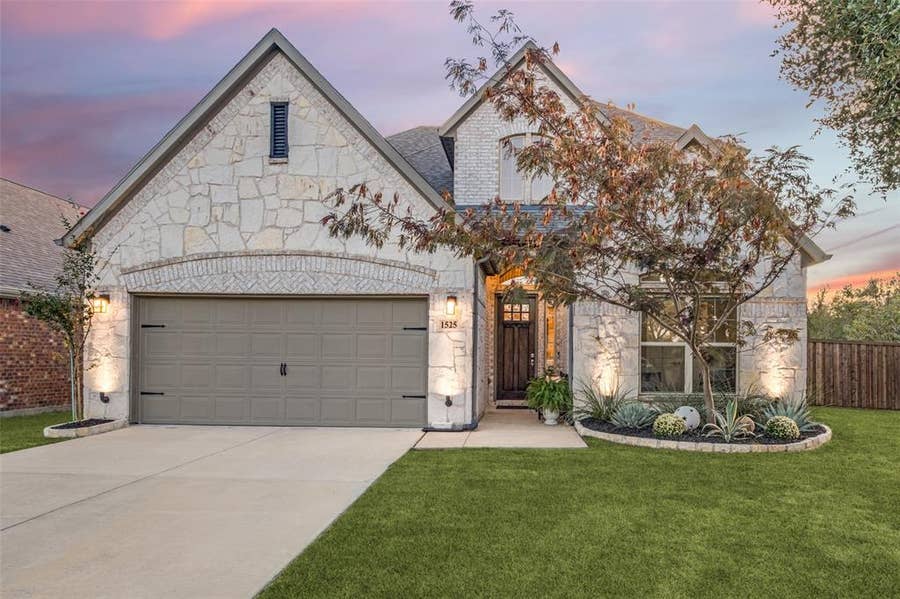 Property photo for 1525 Biltmore Drive, Garland, TX