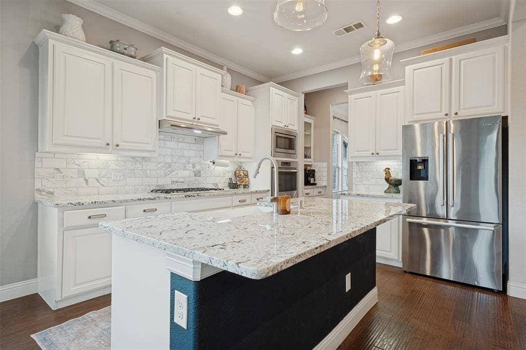 1525 Biltmore Drive, Garland, TX 75040
