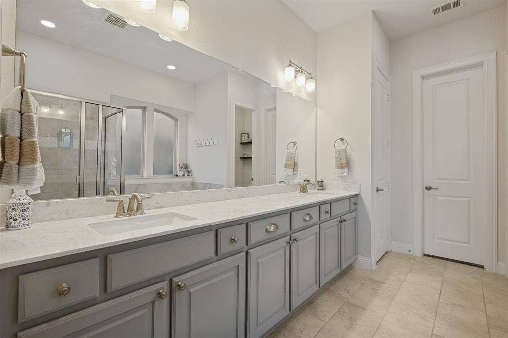 1525 Biltmore Drive, Garland, TX 75040