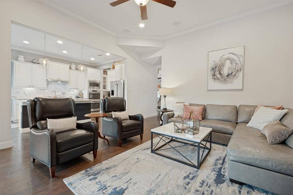 1525 Biltmore Drive, Garland, TX 75040