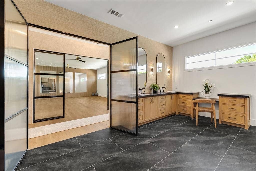 7607 Lavendale Avenue, Dallas, TX 75230