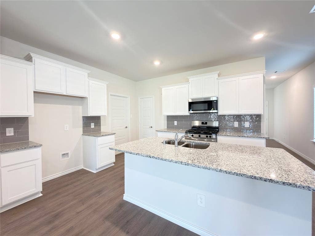1907 Lostwood Drive, Princeton, TX 75407 1907 Lostwood Drive, Princeton, TX 75407