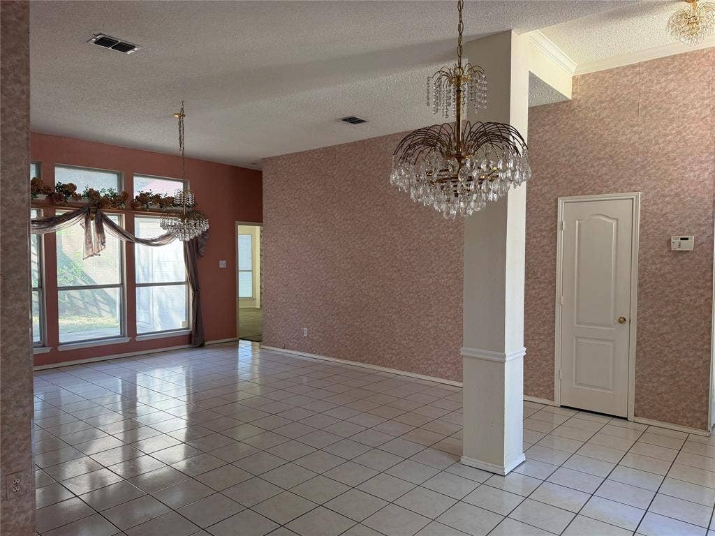 7213 Crabtree Lane, North Richland Hills, TX 76182 7213 Crabtree Lane, North Richland Hills, TX 76182
