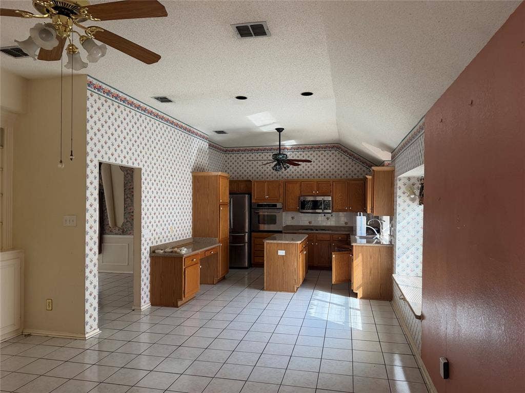 7213 Crabtree Lane, North Richland Hills, TX 76182 7213 Crabtree Lane, North Richland Hills, TX 76182