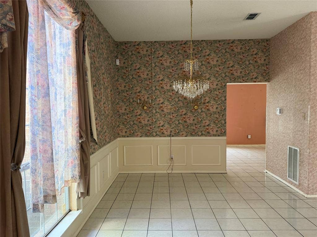 7213 Crabtree Lane, North Richland Hills, TX 76182 7213 Crabtree Lane, North Richland Hills, TX 76182
