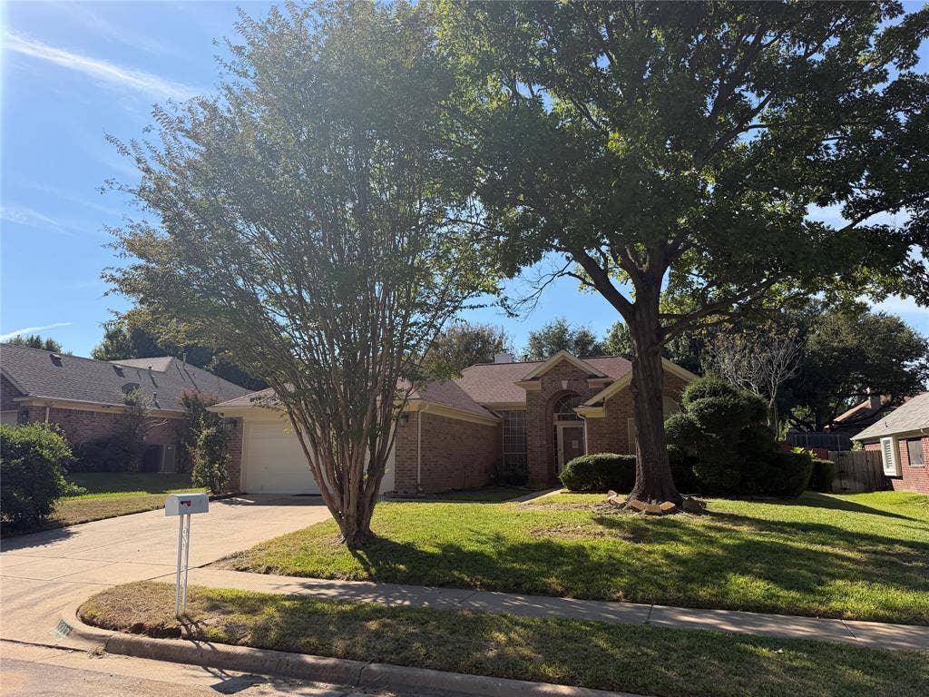 7213 Crabtree Lane, North Richland Hills, TX 76182 7213 Crabtree Lane, North Richland Hills, TX 76182