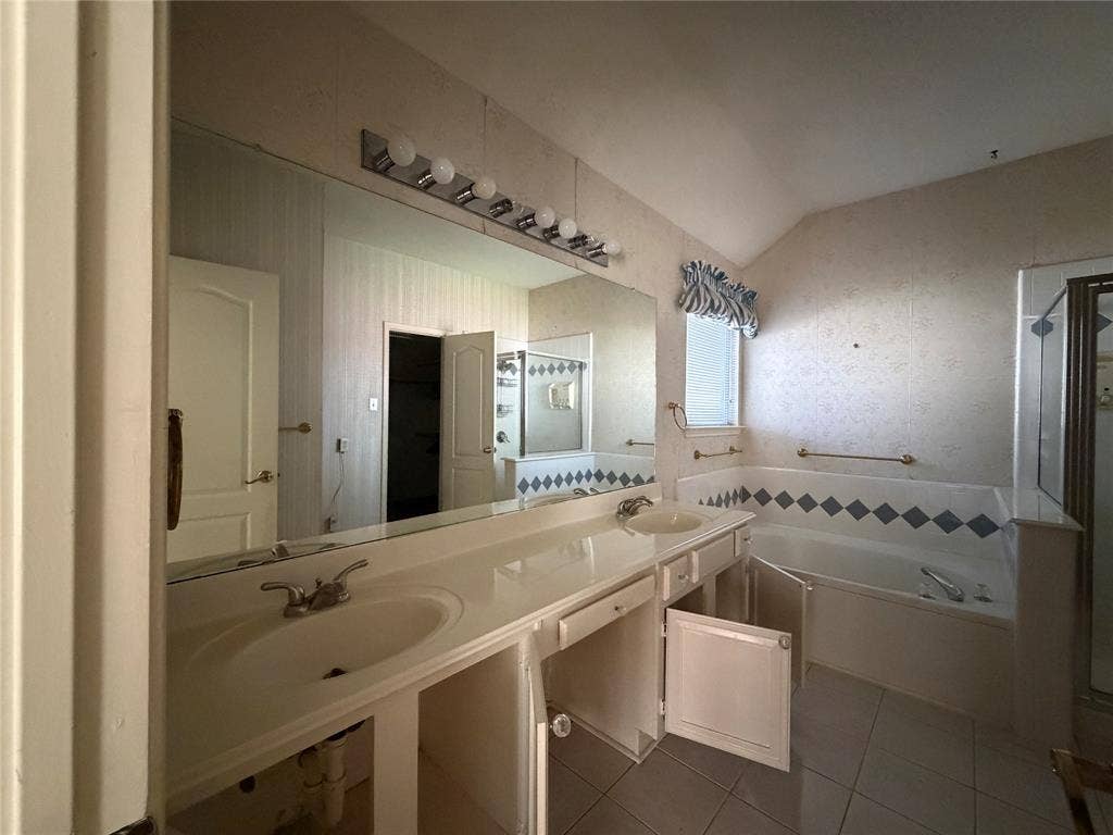 7213 Crabtree Lane, North Richland Hills, TX 76182 7213 Crabtree Lane, North Richland Hills, TX 76182