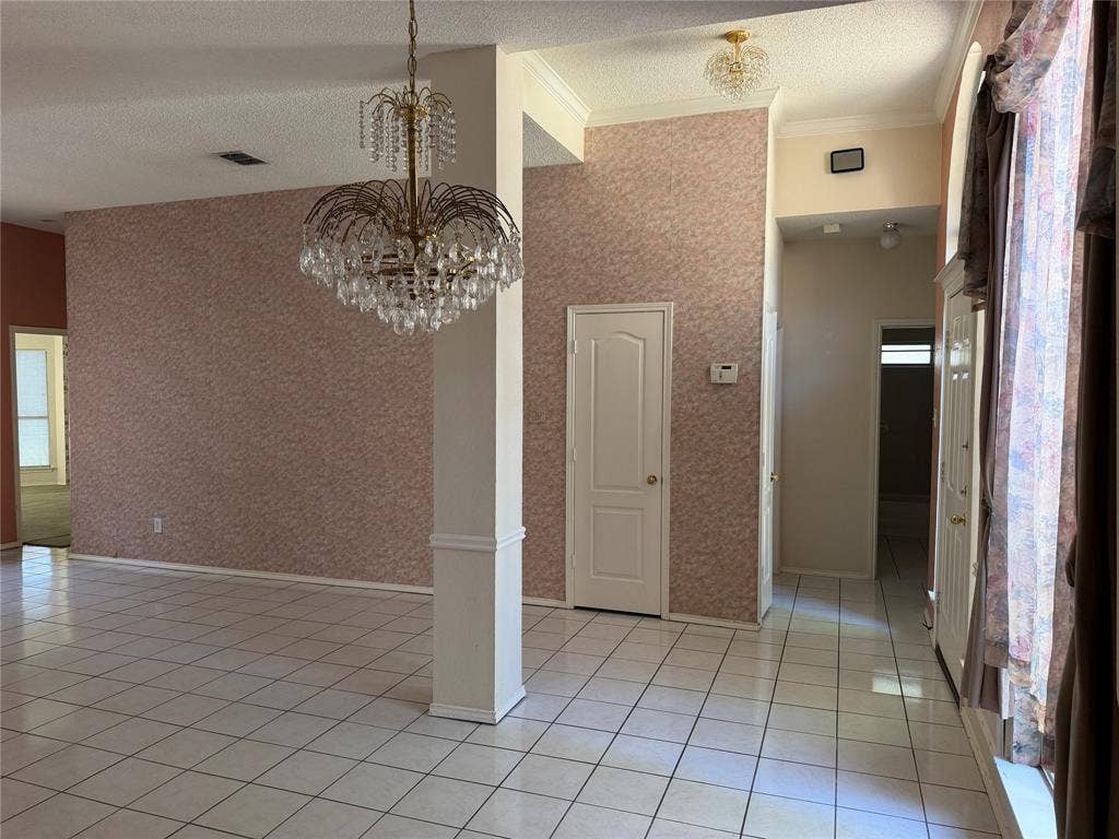 7213 Crabtree Lane, North Richland Hills, TX 76182 7213 Crabtree Lane, North Richland Hills, TX 76182