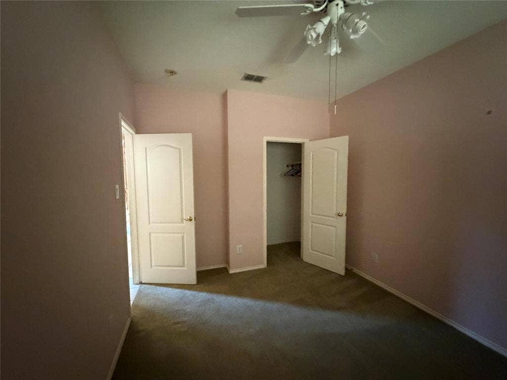 7213 Crabtree Lane, North Richland Hills, TX 76182 7213 Crabtree Lane, North Richland Hills, TX 76182