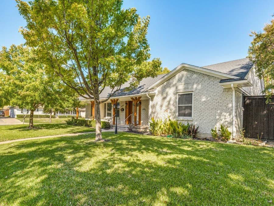 Property photo for 6107 Annapolis Lane, Dallas, TX
