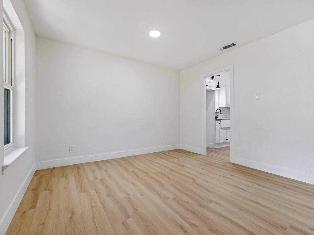 6107 Annapolis Lane, Dallas, TX 75214 6107 Annapolis Lane, Dallas, TX 75214