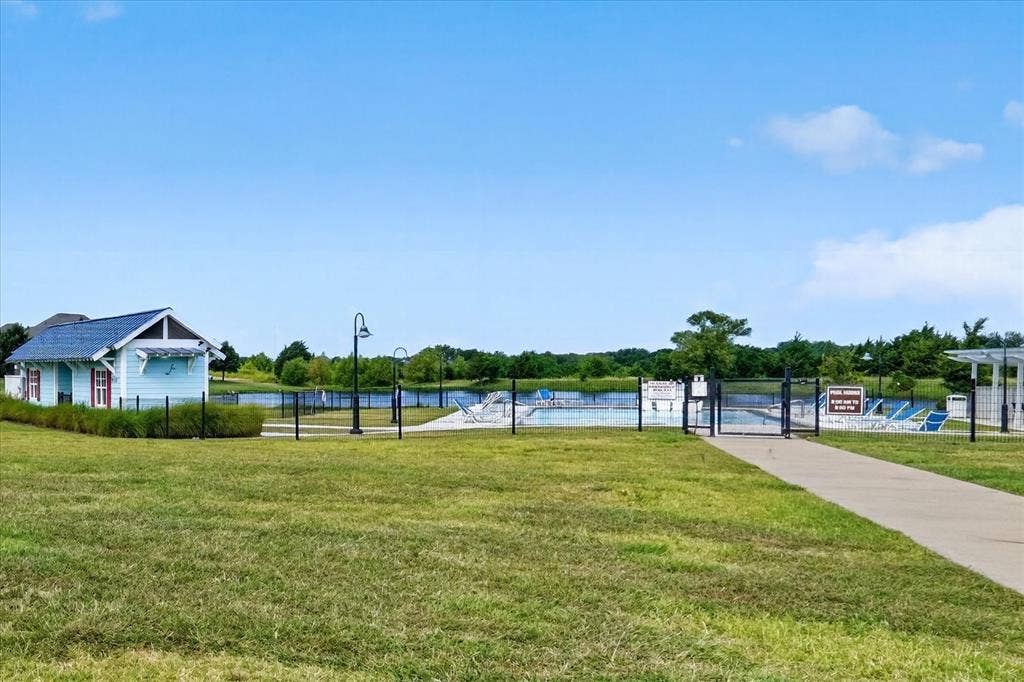 9205 Lamar Street, Rowlett, TX 75089 9205 Lamar Street, Rowlett, TX 75089