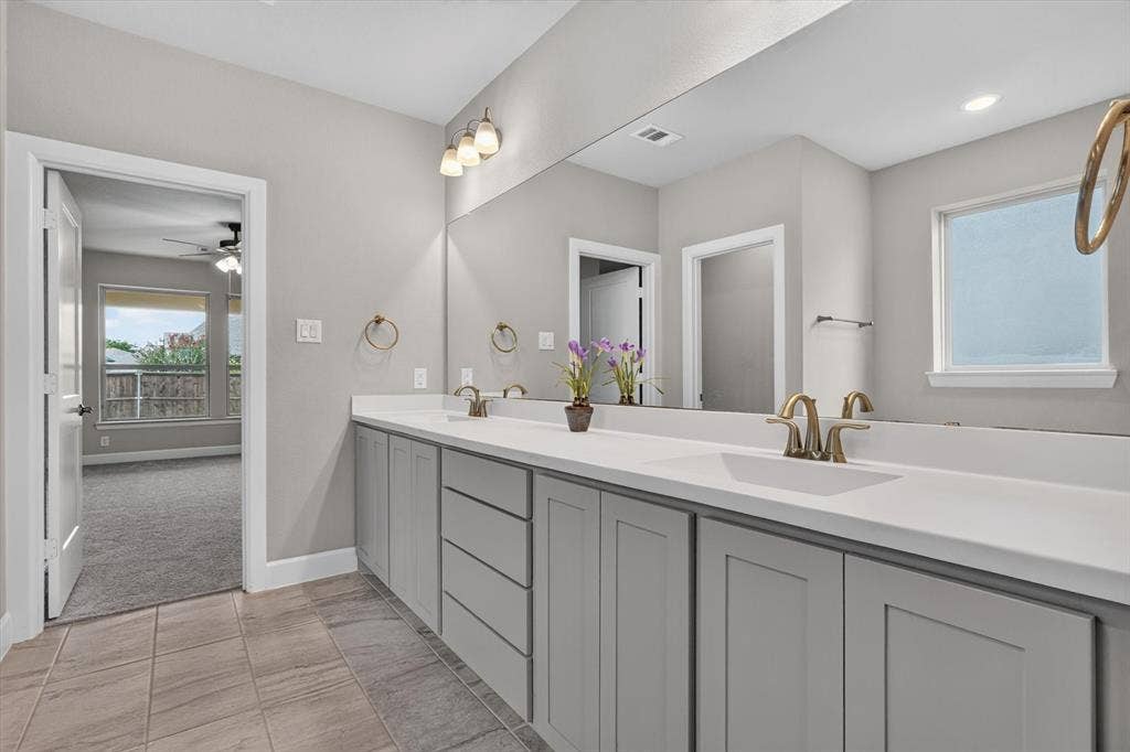9205 Lamar Street, Rowlett, TX 75089 9205 Lamar Street, Rowlett, TX 75089