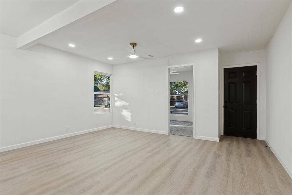 1114 10th Street, Plano, TX 75074 1114 10th Street, Plano, TX 75074