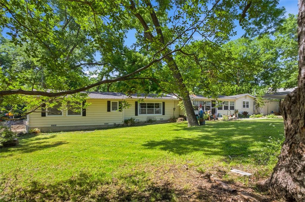 1641 Ben Davis Drive, Garland, TX 75040 1641 Ben Davis Drive, Garland, TX 75040