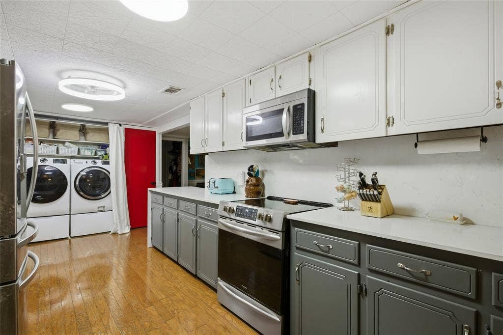 1641 Ben Davis Drive, Garland, TX 75040 1641 Ben Davis Drive, Garland, TX 75040