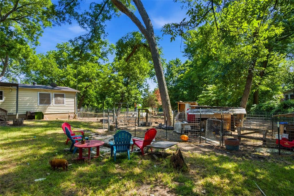 1641 Ben Davis Drive, Garland, TX 75040 1641 Ben Davis Drive, Garland, TX 75040