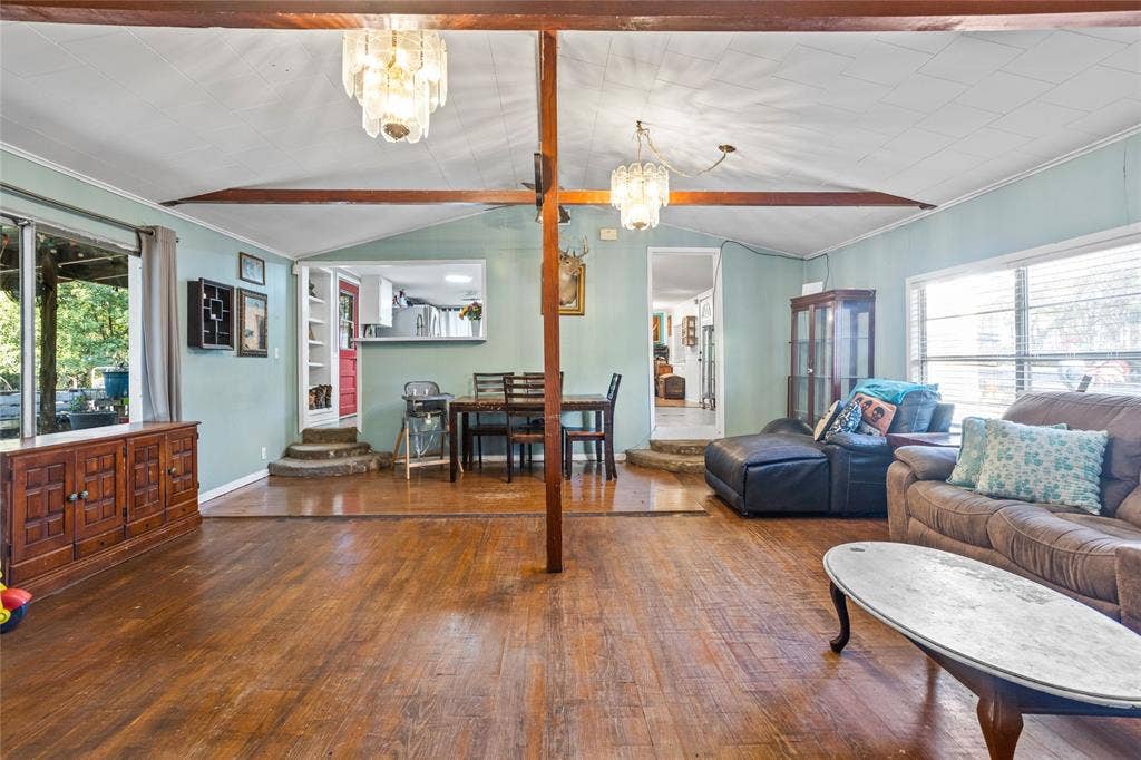 1641 Ben Davis Drive, Garland, TX 75040 1641 Ben Davis Drive, Garland, TX 75040