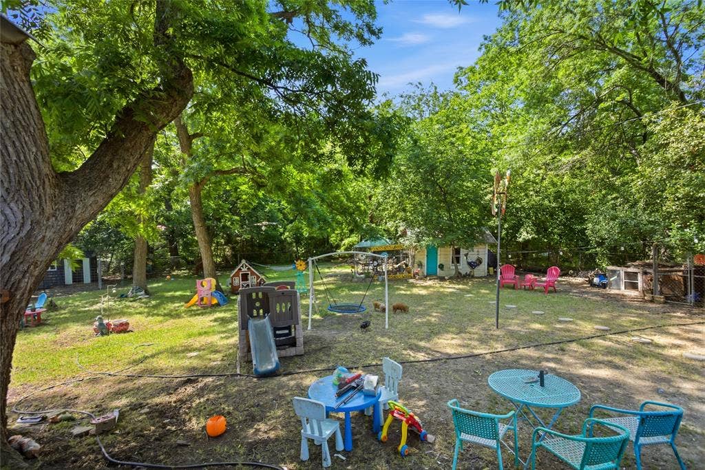 1641 Ben Davis Drive, Garland, TX 75040 1641 Ben Davis Drive, Garland, TX 75040