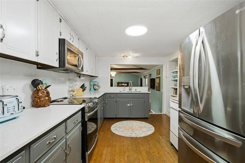 1641 Ben Davis Drive, Garland, TX 75040 1641 Ben Davis Drive, Garland, TX 75040