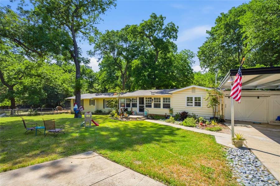 Property photo for 1641 Ben Davis Drive, Garland, TX