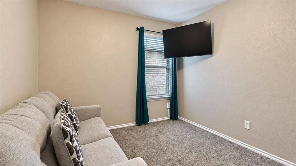 709 Darlington Oak Avenue, Royse City, TX 75189
