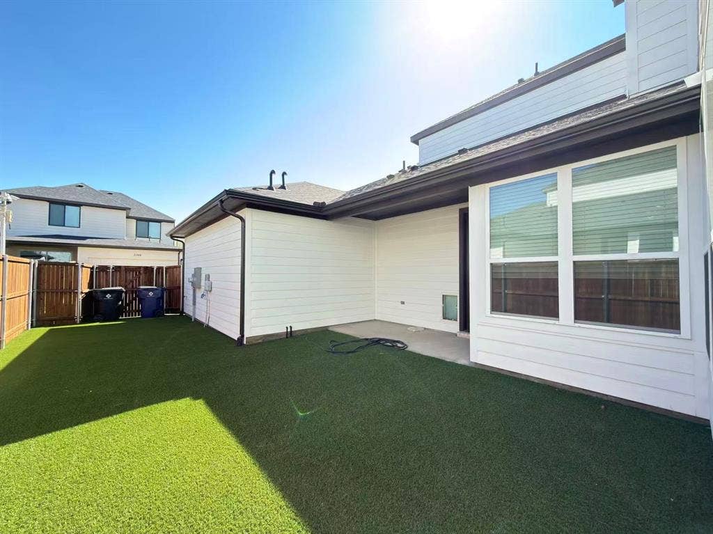 7043 Lathrop Lane, Frisco, TX 75033 7043 Lathrop Lane, Frisco, TX 75033