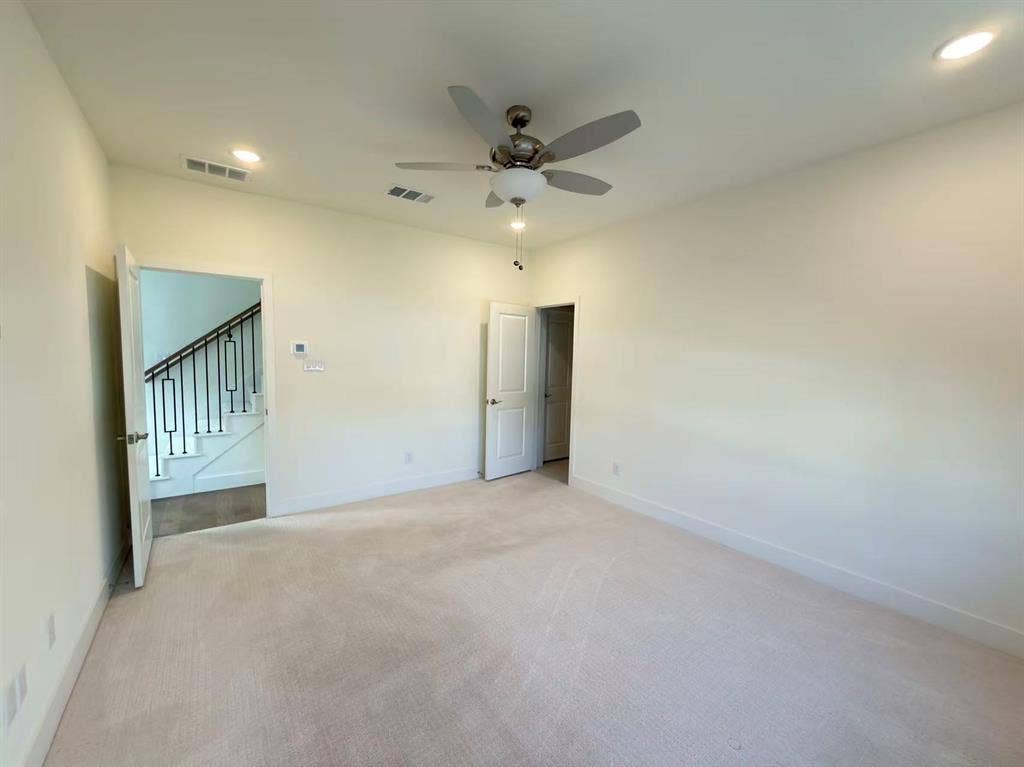7043 Lathrop Lane, Frisco, TX 75033 7043 Lathrop Lane, Frisco, TX 75033