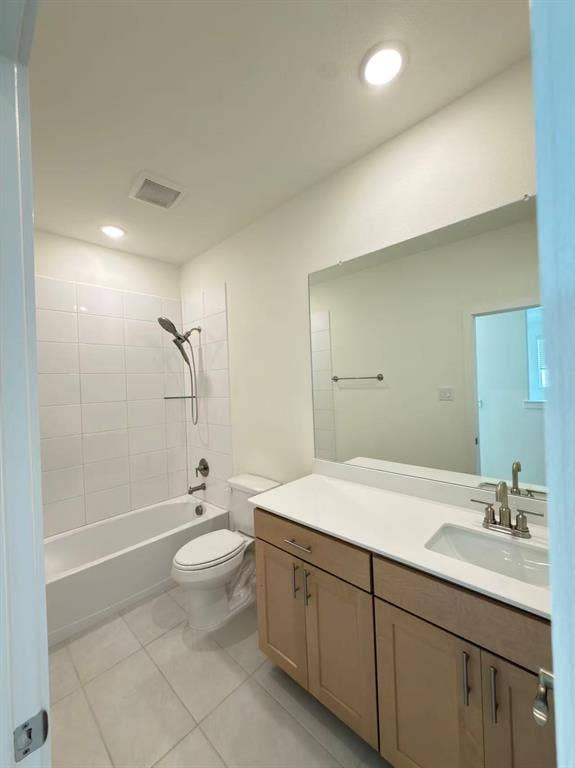 7043 Lathrop Lane, Frisco, TX 75033 7043 Lathrop Lane, Frisco, TX 75033