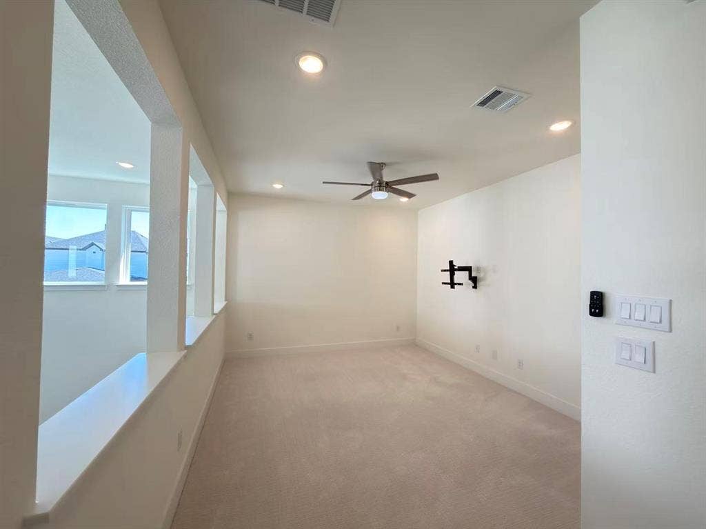 7043 Lathrop Lane, Frisco, TX 75033 7043 Lathrop Lane, Frisco, TX 75033