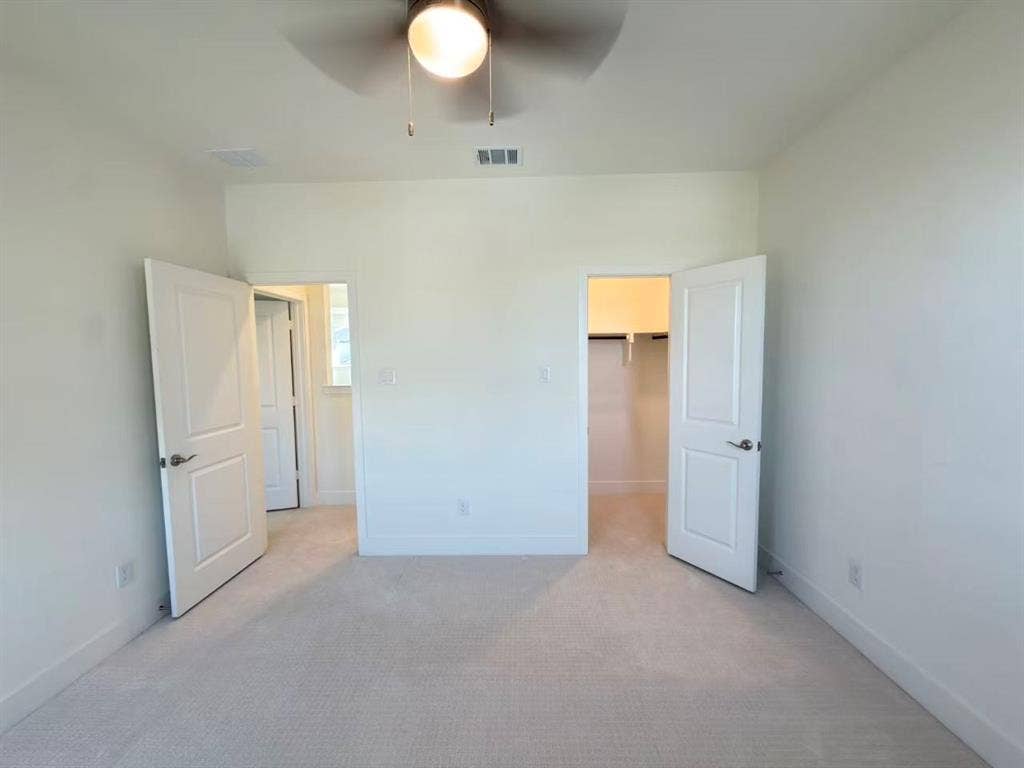 7043 Lathrop Lane, Frisco, TX 75033 7043 Lathrop Lane, Frisco, TX 75033