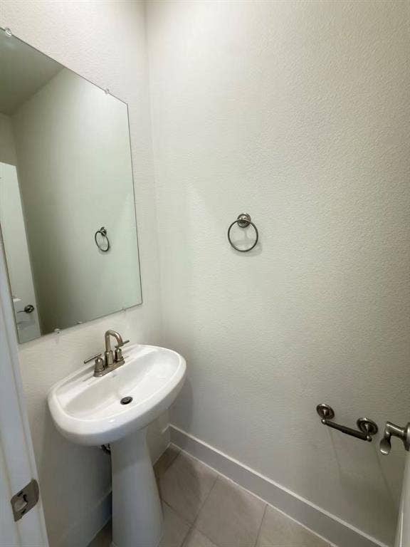7043 Lathrop Lane, Frisco, TX 75033 7043 Lathrop Lane, Frisco, TX 75033